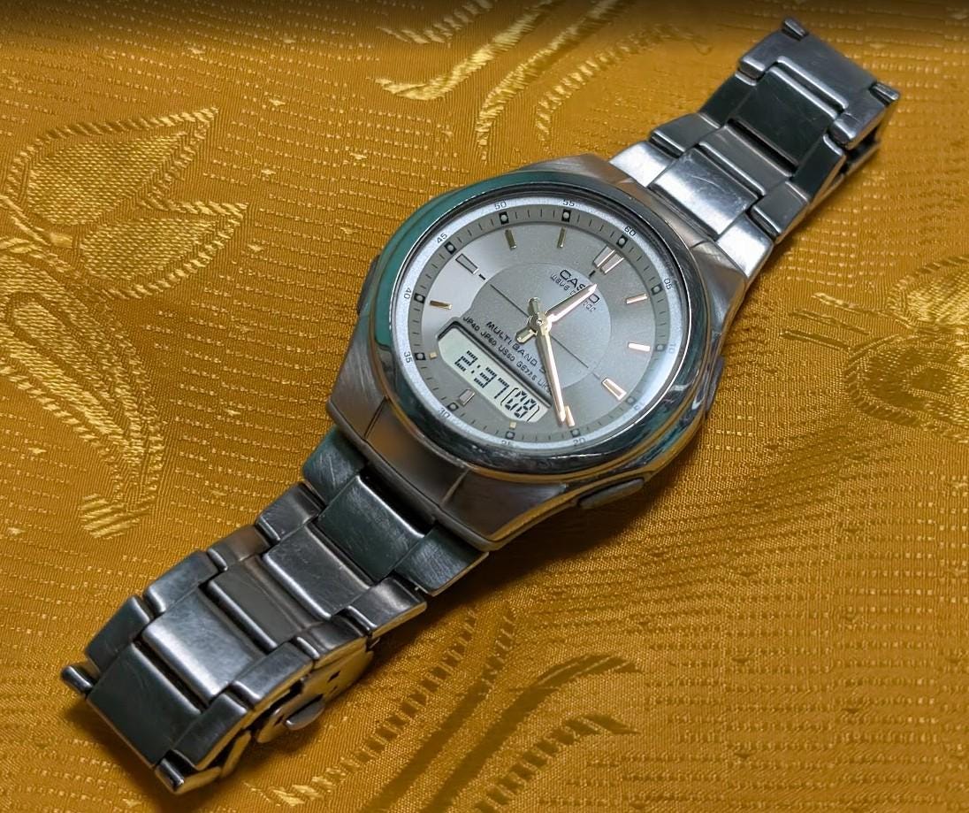 Vintage Pre-Owned Casio Wave Ceptor WVA-M480 Tough Solar Multi Band 5 Radio Controlled Watch