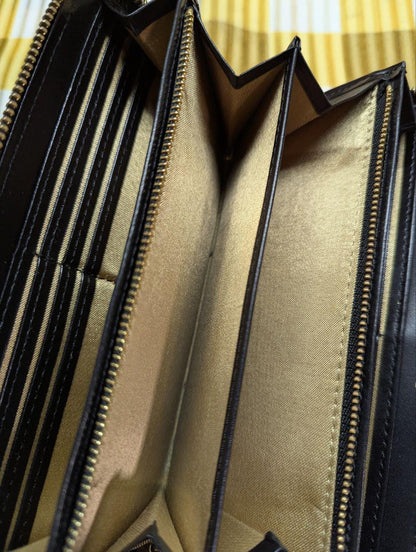 Pre-Owned Castelbajac Leather Round Zipper Long Wallet , Black
