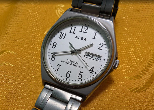 Vintage Pre-Owned Seiko Alba VX43-0AG0 Kanji Titanium Quartz Watch Japan Day Date Men's Watch Working Rare