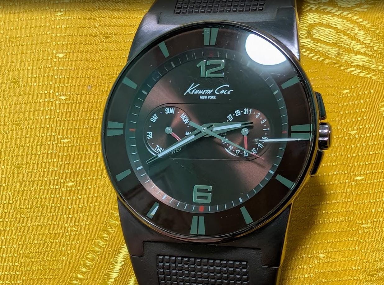 Pre-Owned Kenneth Cole New York Oversized Black Watch 40mm Multifunction Dial Large Wrist Excellent Condition
