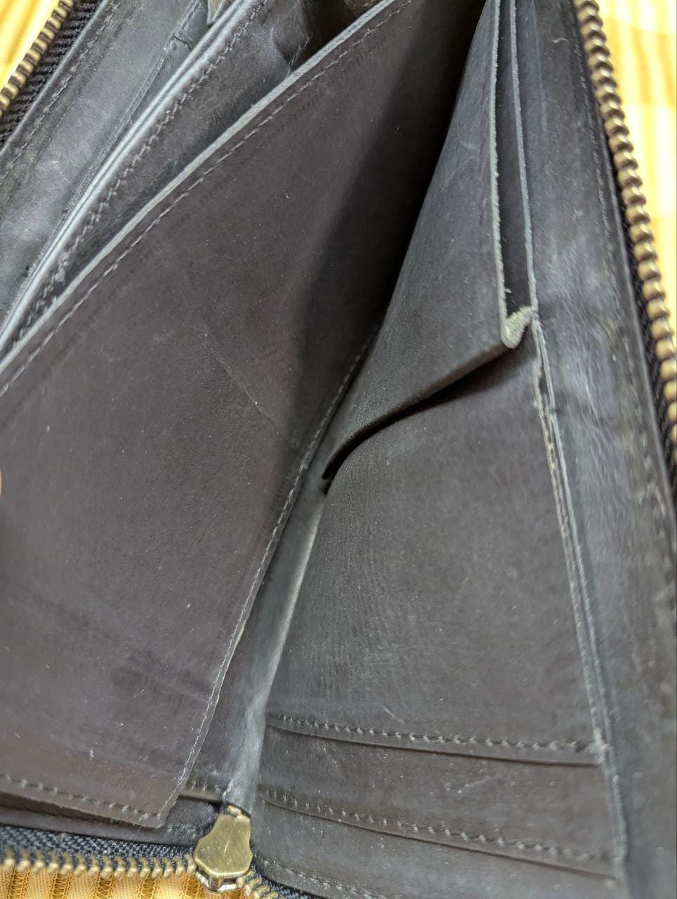 Vintage Pre-Owned Hallelujah Long Leather Wallet