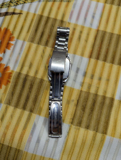 Vintage Pre-Owned Seiko Quartz 2C21-5330 Tank Watch Silver Tone Stainless Steel Bracelet Watch Rectangular Japan Ladies Watch