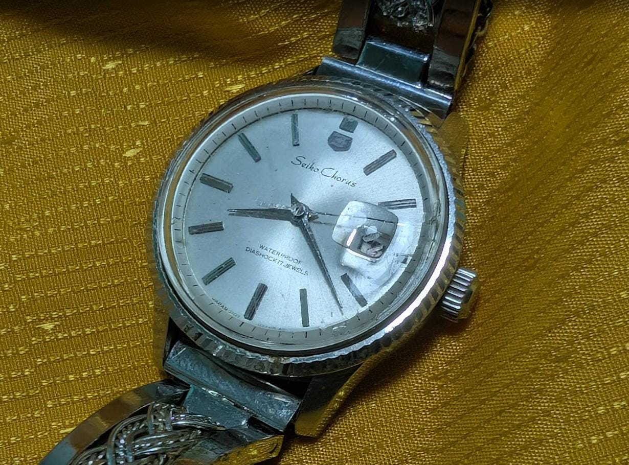 Rare Vintage Pre-Owned Seiko Chariot 2107 0130 Mechanical Watch Ladies 26mm Japan Elegant Bracelet Classic Dress Watch Working