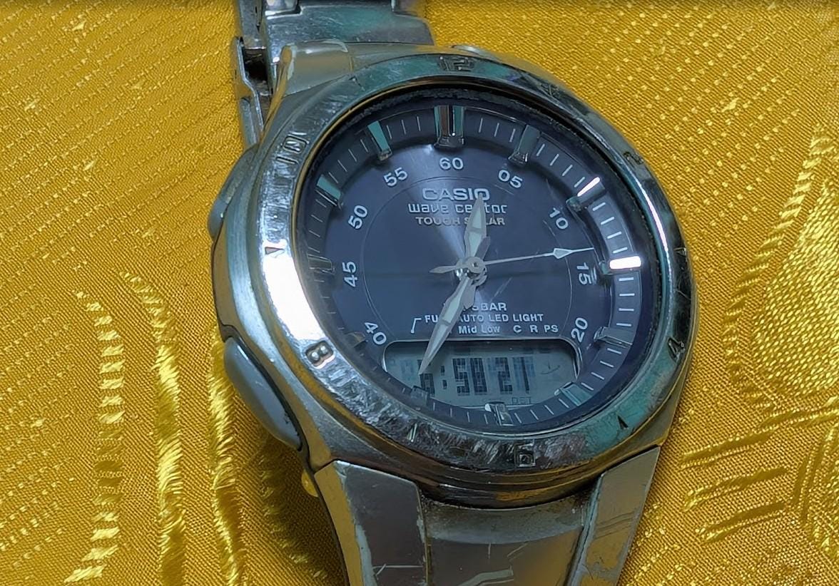 Vintage Pre-Owned Casio Wave Ceptor WVA-400J Tough Solar Ana-Digi Watch 40mm Japan Working