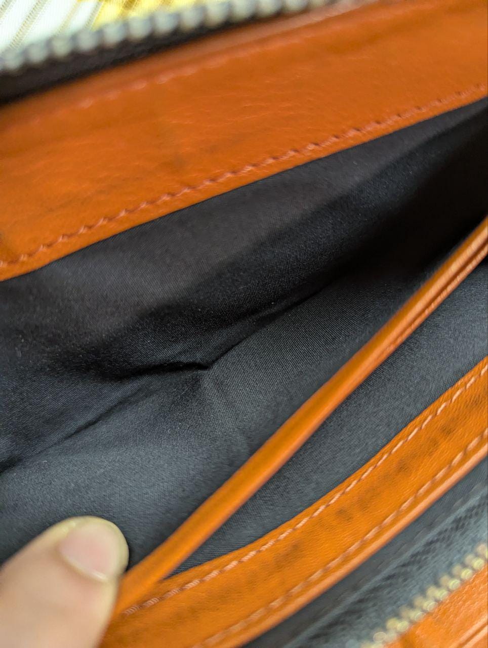 Vintage Pre-Owned DIESEL Long Wallet Black Solid