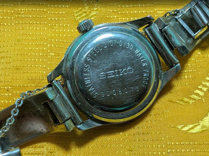 Rare Vintage Pre-Owned Seiko Chariot 2107 0130 Mechanical Watch Ladies 26mm Japan Elegant Bracelet Classic Dress Watch Working