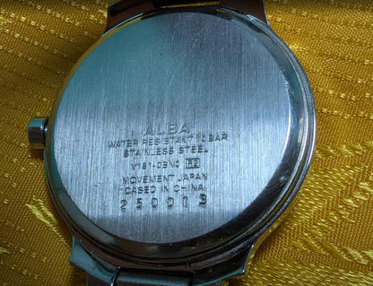Vintage Pre-Owned Ingenu Alba Solar V181-0BN0 Womens Watch 27mm Japan Solar Steel Bracelet Rare Working Watch