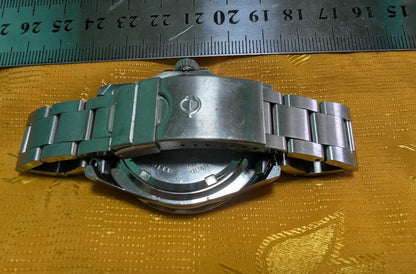 Vintage Pre-Owned Elgin Treasure Diver FK-272 Swiss Quartz Watch 350M Diver Screw Down Crown Jewel Movement 40mm Rare.New battery.
