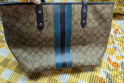 Pre-Owned Coach Varsity City Tote F38405 Signature Canvas Bag Brown Blue Stripe Large Shoulder Bag Authentic