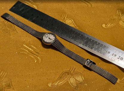 Vintage Pre-Owned Swiss Horn Five Star 092 Ladies Watch Swiss Made Silver Dial Mesh Bracelet Working 23mm Elegant Dress Watch