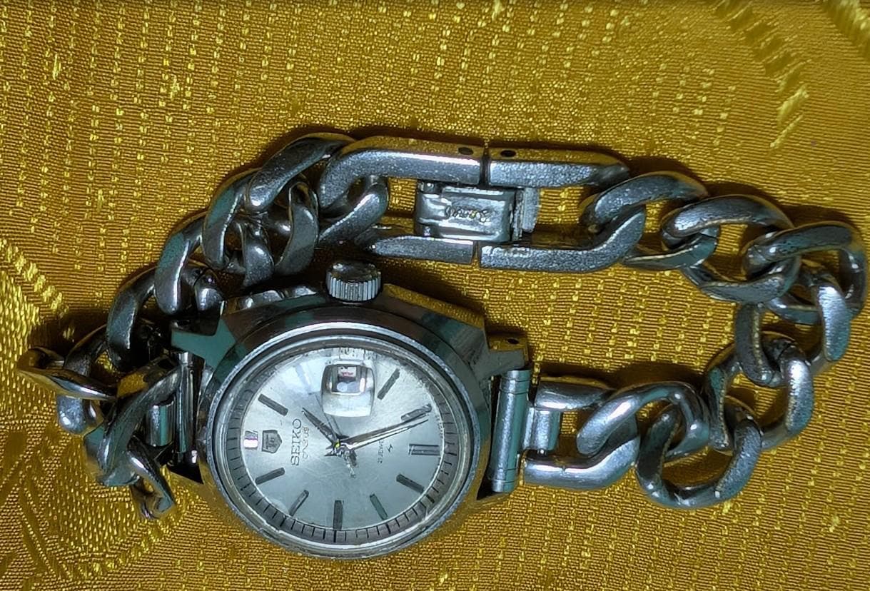 Seiko Chorus 2118-0260 Automatic Ladies Watch 21 Jewels Japan Vintage Pre-Owned Working Silver Dial Rare Bracelet Collectible