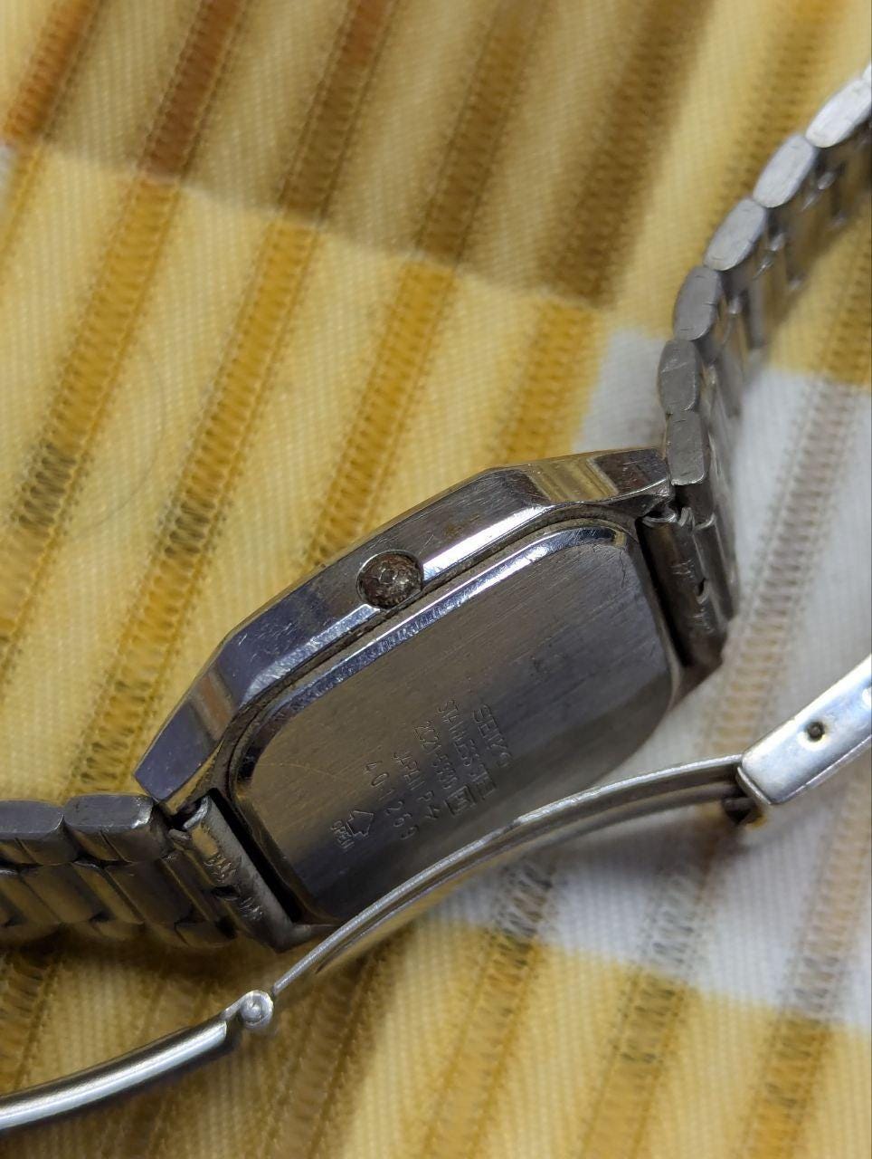 Vintage Pre-Owned Seiko Quartz 2C21-5330 Tank Watch Silver Tone Stainless Steel Bracelet Watch Rectangular Japan Ladies Watch