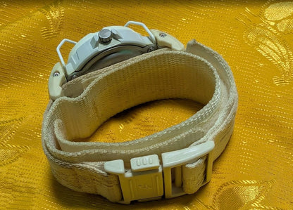 Rare Casio Baby-G BGR-20 vintage Pre-Owned white watch textile strap 40mm working Case 40mm. New Battery