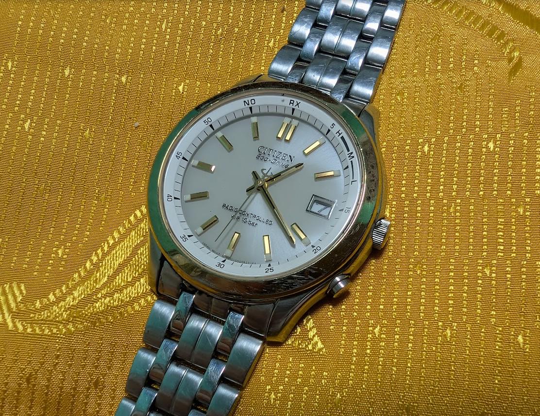Vintage Pre-Owned Citizen Eco Drive Radio Controlled H415-S055933 Watch 39mm Japan Working Silver Dial Rare