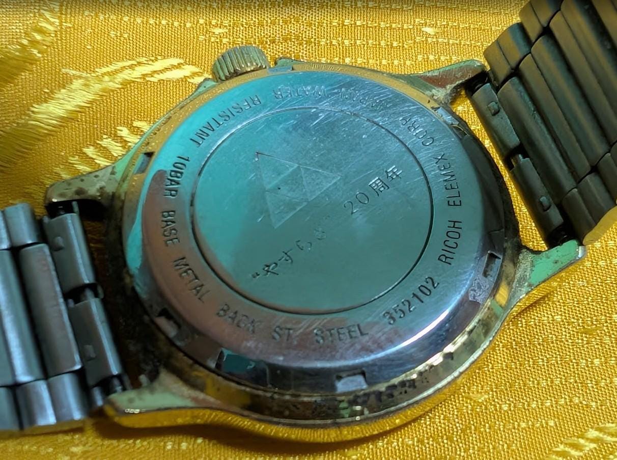 Vintage Pre-Owned Ricoh Quartz 352102 Japan Watch 10 BAR Water Resist Stainless Steel Bracelet 36mm Classic Dress Wristwatch