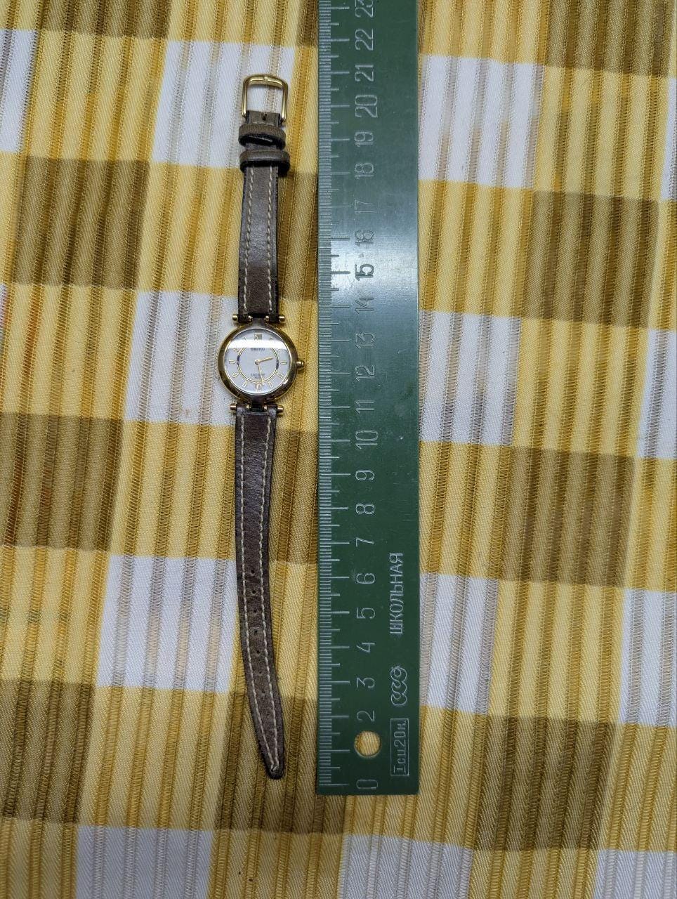 Vintage Pre-Owned Seiko Lucent Paris 4N20-096A Ladies Quartz Watch Gold Tone White Dial Leather Strap Working Dress Watch Japan New Battery