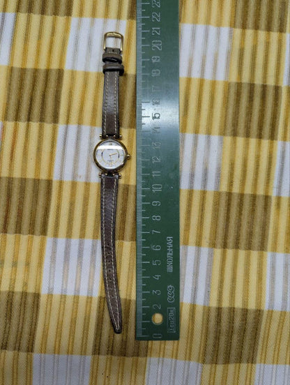 Vintage Pre-Owned Seiko Lucent Paris 4N20-096A Ladies Quartz Watch Gold Tone White Dial Leather Strap Working Dress Watch Japan New Battery