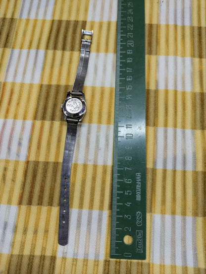 Vintage Pre-Owned Rado Green Horse 25 Jewels Automatic Watch Swiss Made Silver Tone Mesh Band Date Window Working Watch