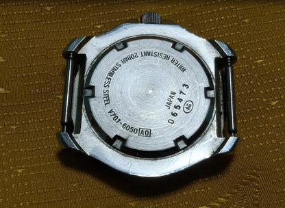 Rare Vintage Pre-Owned ALBA “Aqua Gear” V701-6050 – Diver Style 20BAR . Rotating Bezel.Case 33mm.New battery