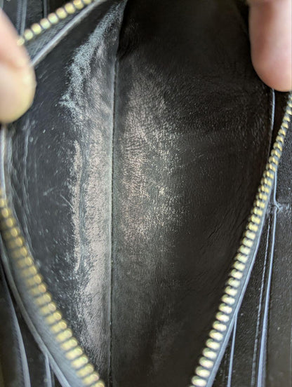 Vintage Pre-Owned Coach Long Zip-Around Wallet Genuine Glovetanned teather , Black