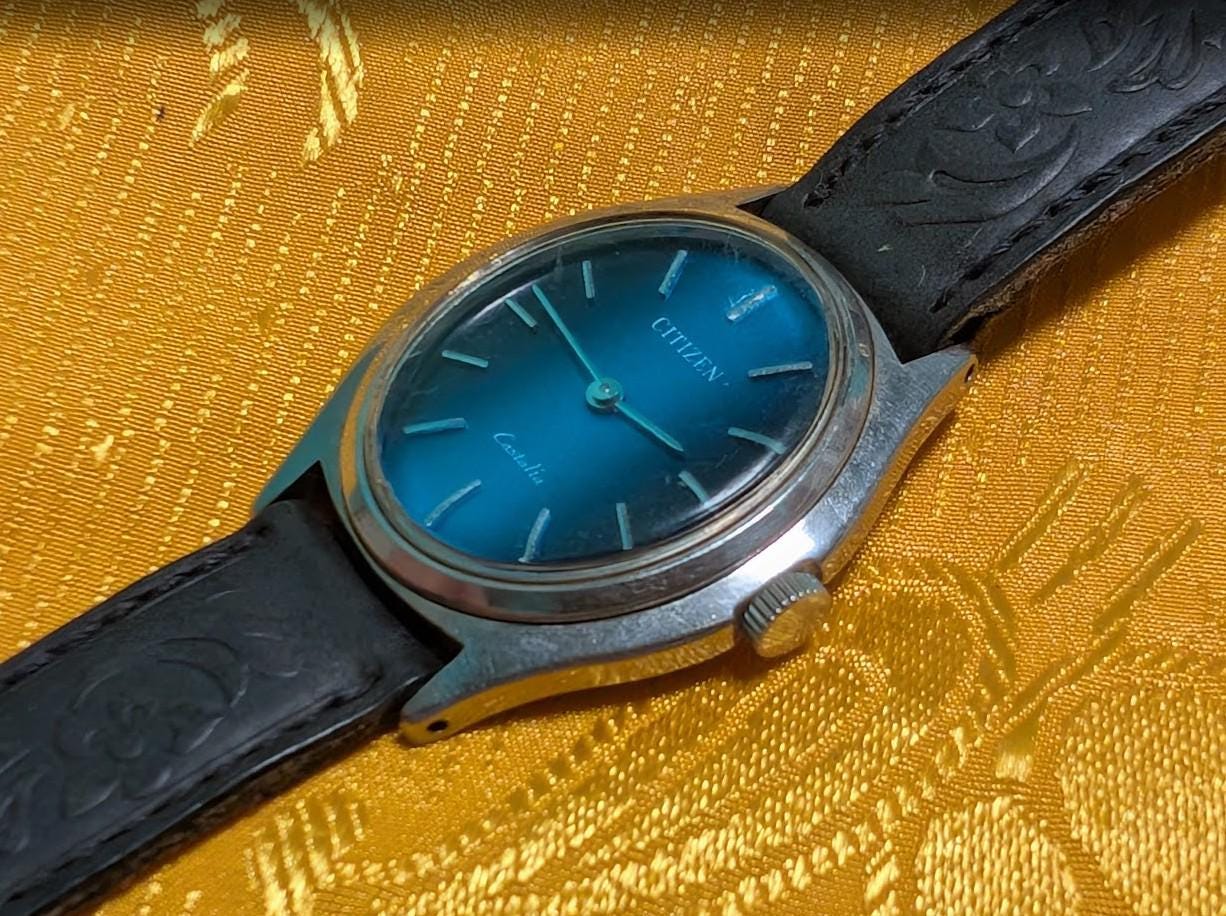Vintage Pre-Owned Citizen Castalia 6700 Blue Dial Watch 4-674081TA Japan Rare Collectible For Repair Parts 28mm