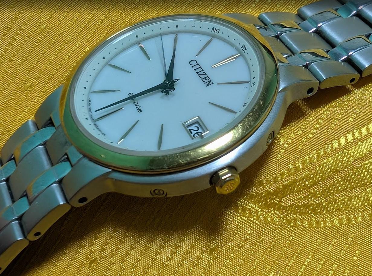 Citizen Eco Drive H415-S063329 Radio Controlled Titanium Watch 36mm White Dial Vintage Pre-Owned JDM Solar Men's Watch