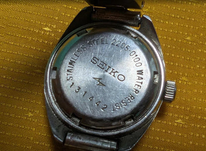 Rare 1970s Vintage Pre-Owned Seiko 2205-0100 Ladies Automatic Watch, 23mm Silver Dial, 17 Jewels, Stainless Steel, Working Video,  Japan