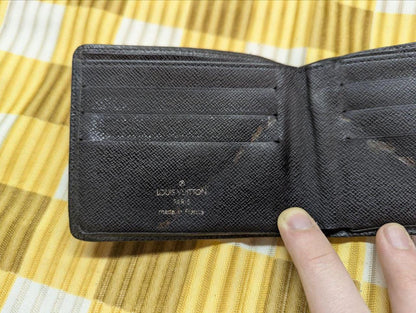 Louis Vuitton Leather Bifold Wallet Black Compact Mens Wallet Designer Wallet Pre Owned Authentic Made in France