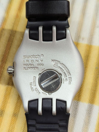 Vintage Pre-Owned 2002 Swatch Irony Scuba 200 Opah Blue YDS4015 Aluminum Quartz Watch Black Strap Swiss Made