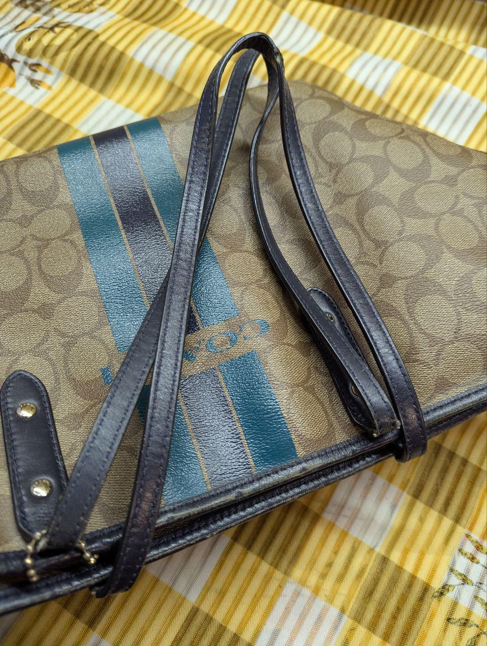 Pre-Owned Coach Varsity City Tote F38405 Signature Canvas Bag Brown Blue Stripe Large Shoulder Bag Authentic