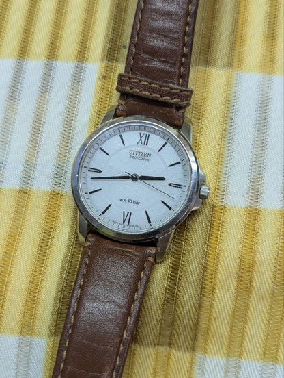 Vintage Pre-Owned Citizen Eco-Drive G430-T01093B Watch Japan Movement Roman Dial Brown Leather Strap