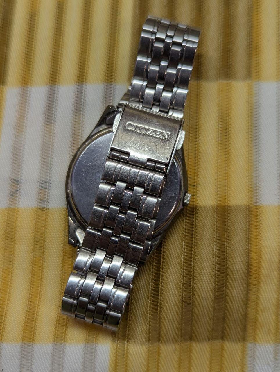 Vintage Pre-Owned Citizen Eco-Drive Junction E100-K15567 Watch Day Date Silver Bracelet Working Solar