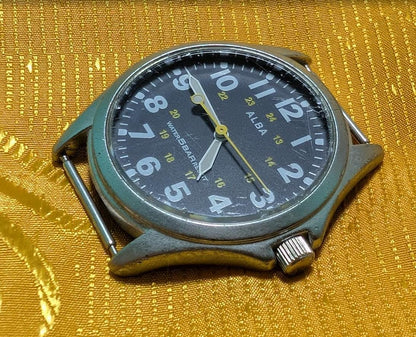 Vintage Pre-Owned ALBA V501-0AK0 Field Style Quartz Watch 37mm Military Dial New Battery Working Japan Movement.