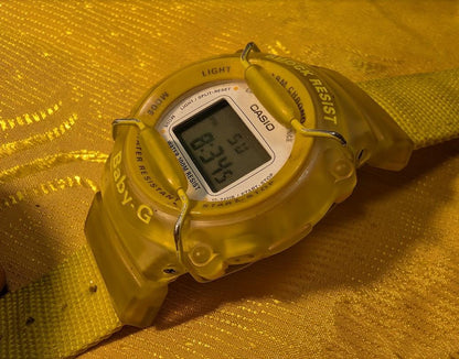 RARE Vintage Pre-Owned Casio Baby-G BG-301 Digital Watch Yellow Transparent Resin Strap Shock Resistant 100M Water Women.New Battery Case40mm
