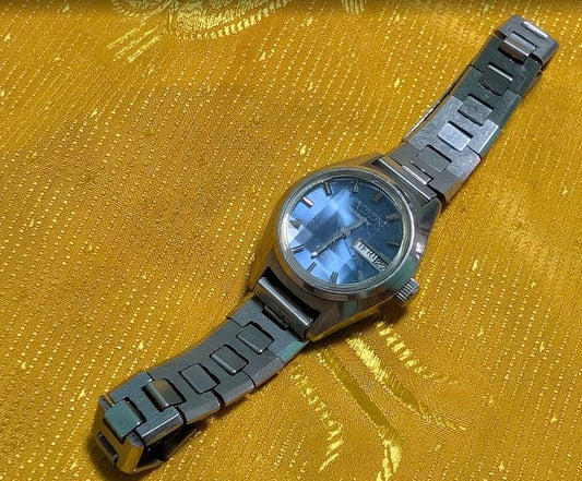 Vintage Pre-Owned Seiko Automatic 2706-0170 Ladies Watch 21 Jewels Blue Dial Original Bracelet 24mm Day Date Working Japan