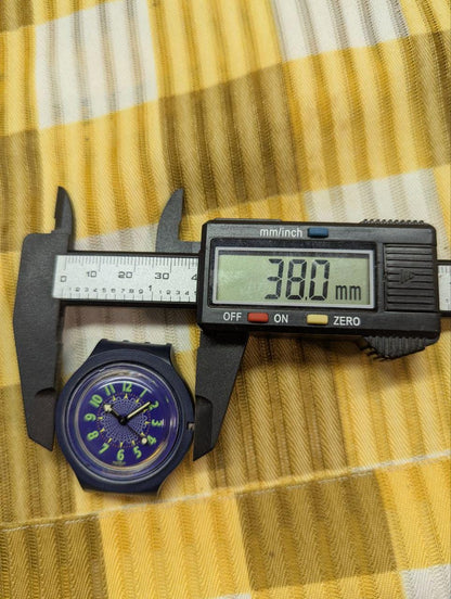 Vintage Pre-Owned 1993 Swatch Scuba 200 Rowing SDN104 Rare Purple Green Swiss Quartz Watch 38mm Case Only