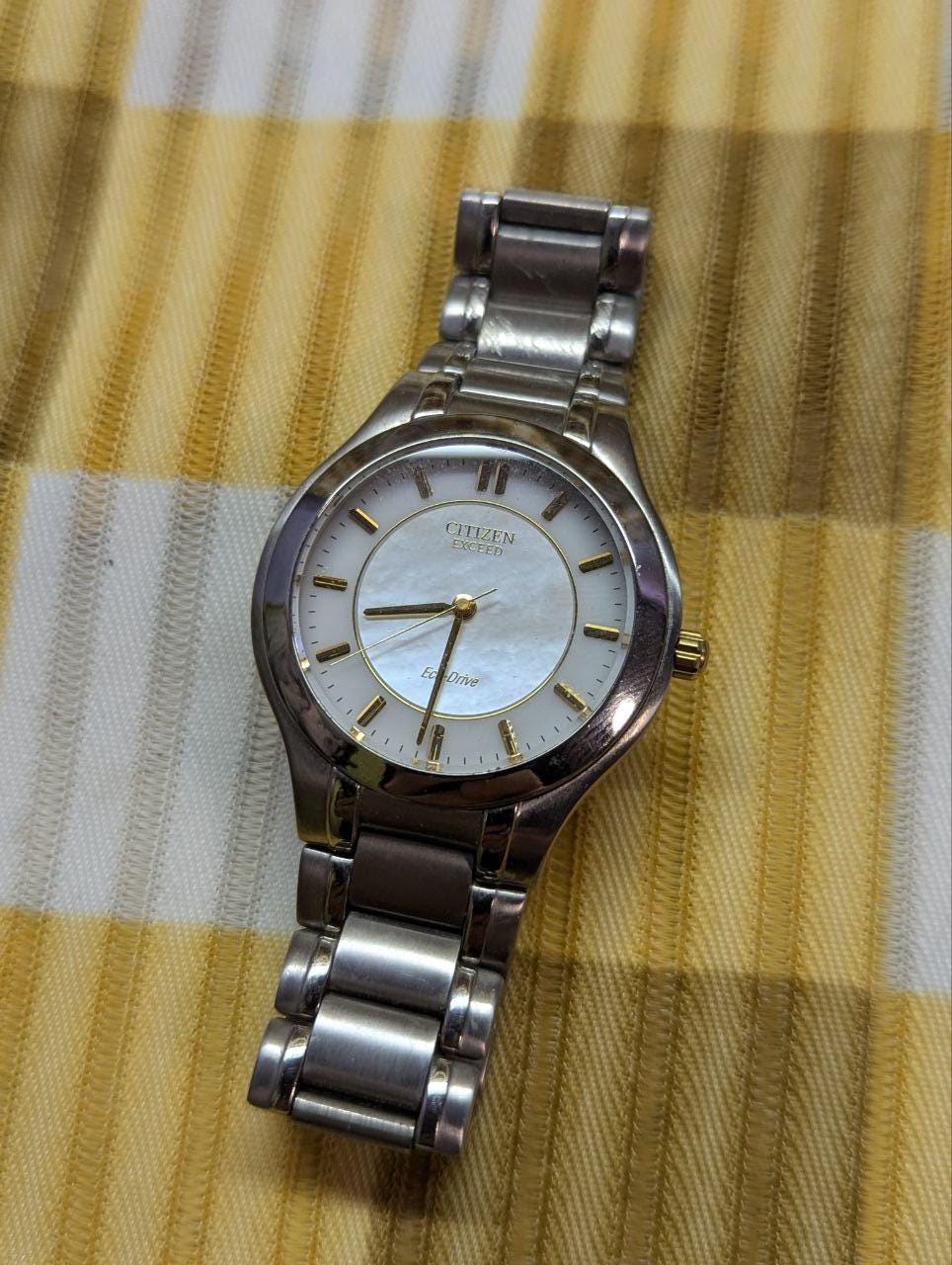 Vintage Pre-Owned Citizen Exceed Eco-Drive A735-H10457 Duratect Titanium Watch Pearl Dial Working Japan