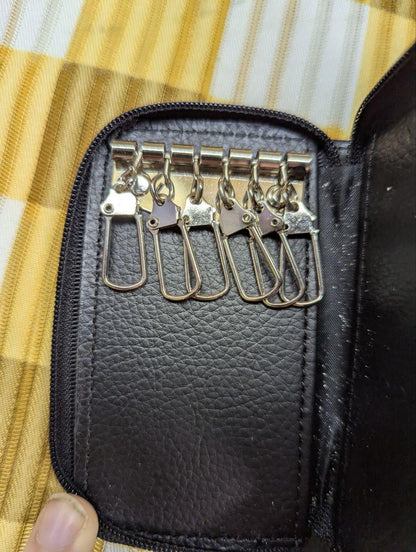 Pre-Owned Luciano leather Key Case Bag 2 Zipper Key Chain Holder for 6 keys