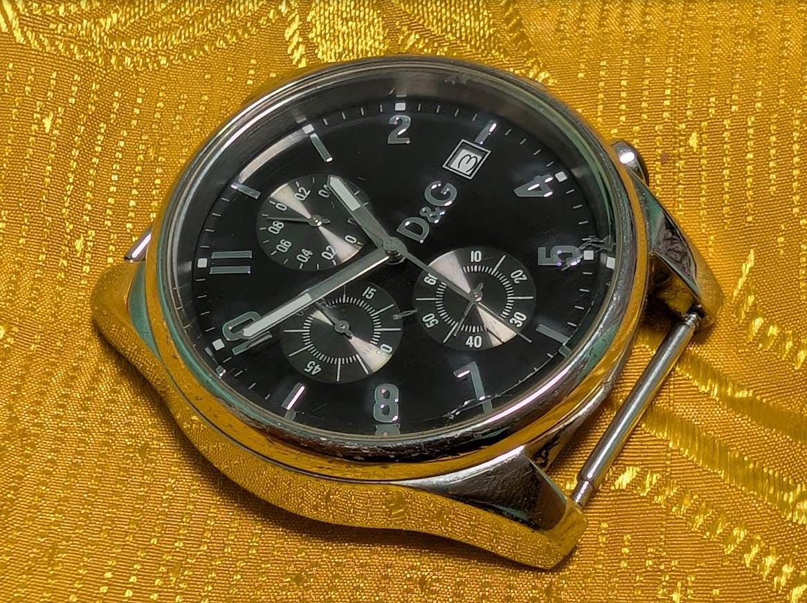 Pre-Owned Dolce Gabbana D&G Time Watch Chronograph Black Dial Mens Watch Stainless Steel Fashion Watch. case 42mm.NEW Battery