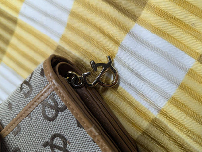 Vintage Pinky Dianne Logo Wallet Beige Brown Canvas Leather Long Wallet Designer Womens Wallet Pre Owned Authentic Japan Brand