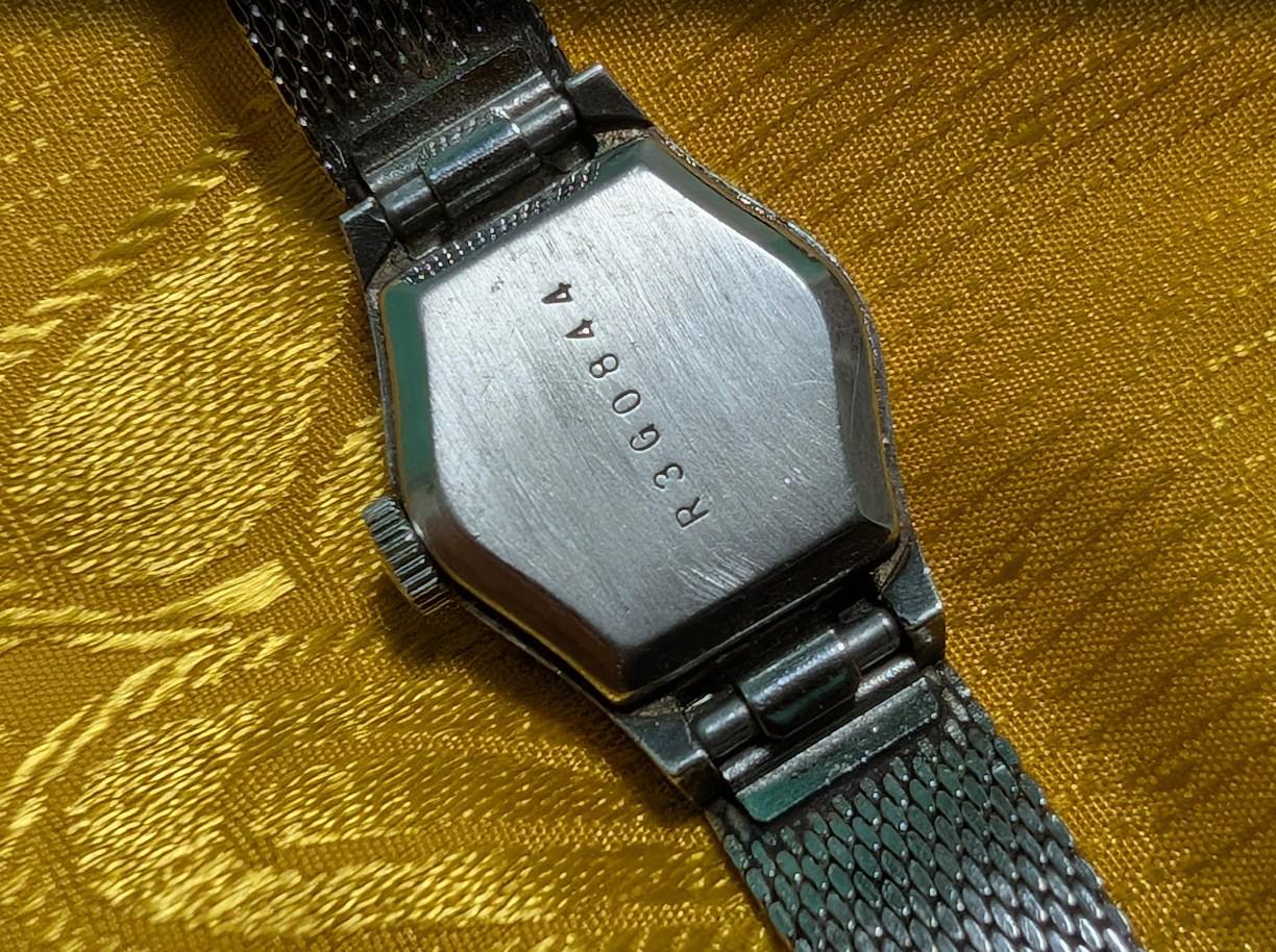 Technos Gem Lady Vintage Pre-Owned Watch Women Small Mesh Bracelet Classic Minimalist Silver Tone