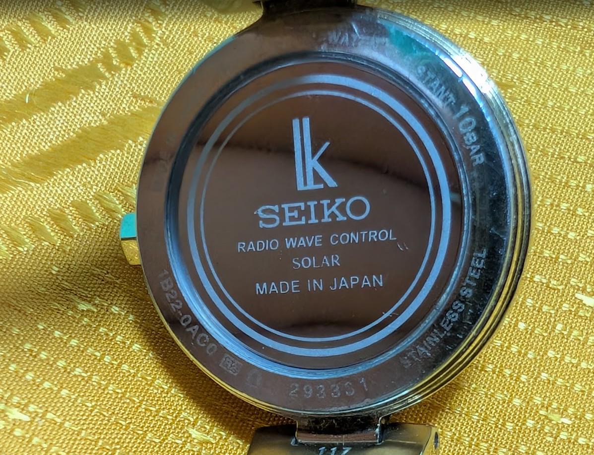 Vintage Pre-Owned Seiko Radio Wave Control Solar 1B22-0AC0 Womens Watch 25mm Luxury Japan Working Watch