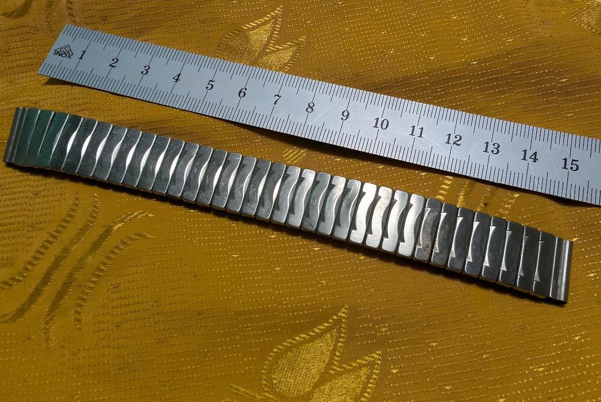 Vintage Pre-Owned BAMBI E4097 Stainless Steel Expansion Watch Band – Japan