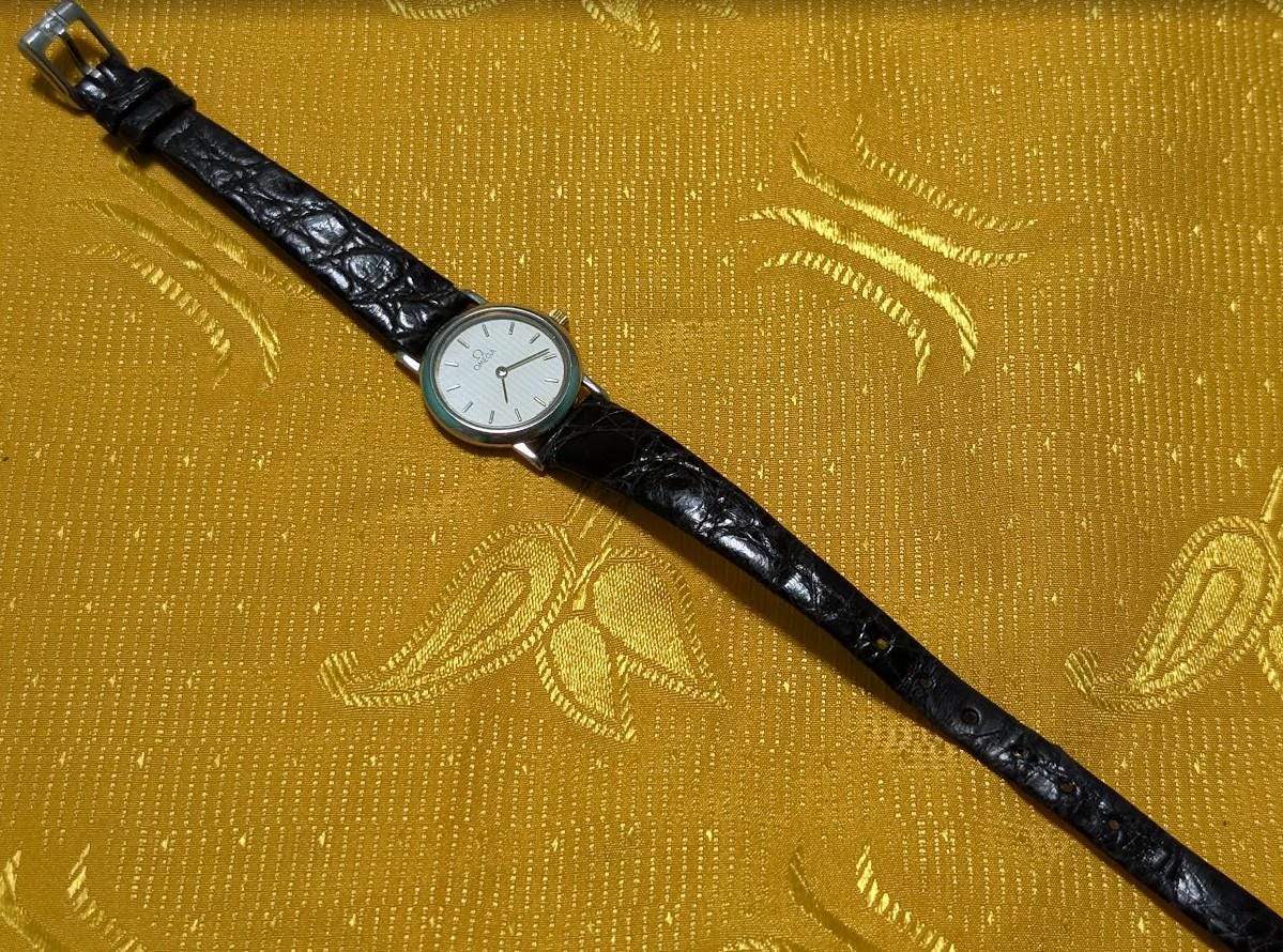 Vintage Pre-Owned Omega De Ville Swiss Made Ladies Watch 21mm Japanese Presentation Engraving For Repair