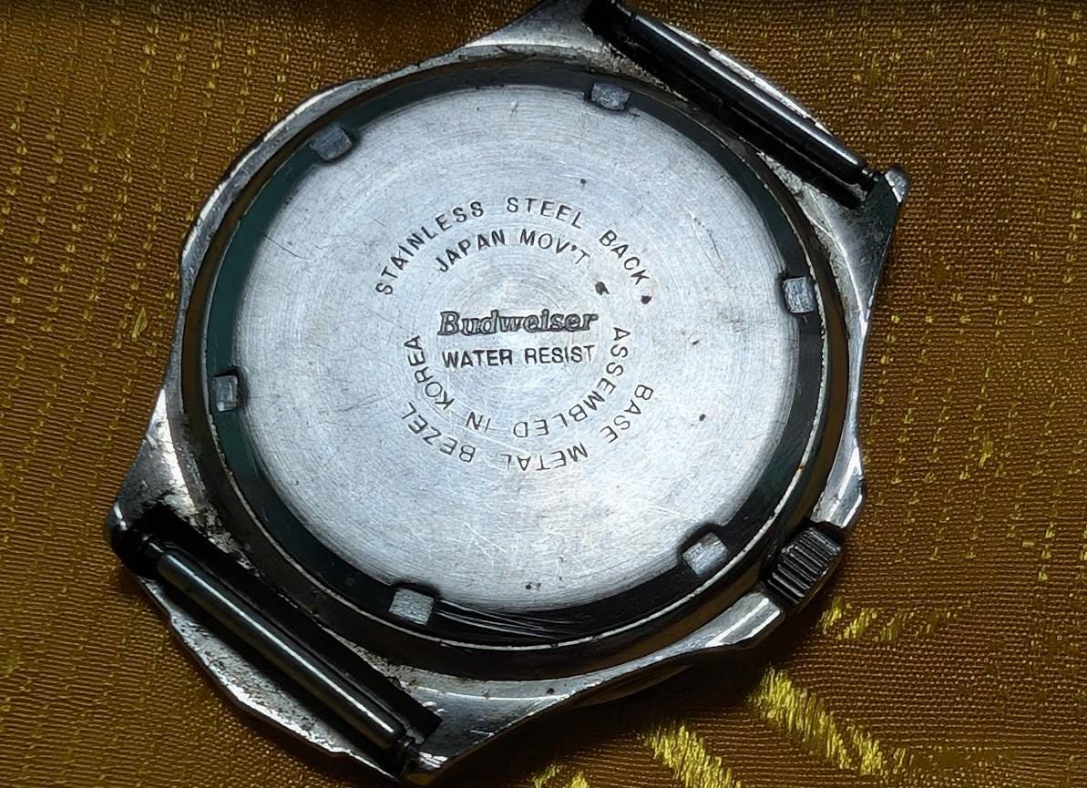 Vintage Pre-Owned Budweiser Sports Watch 38mm Rotating Bezel Japan Movement New Battery Working Rare Advertising Collectible
