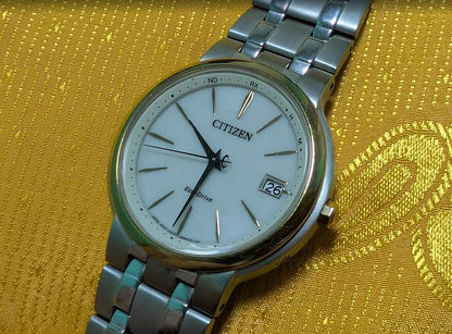 Citizen Eco Drive H415-S063329 Radio Controlled Titanium Watch 36mm White Dial Vintage Pre-Owned JDM Solar Men's Watch