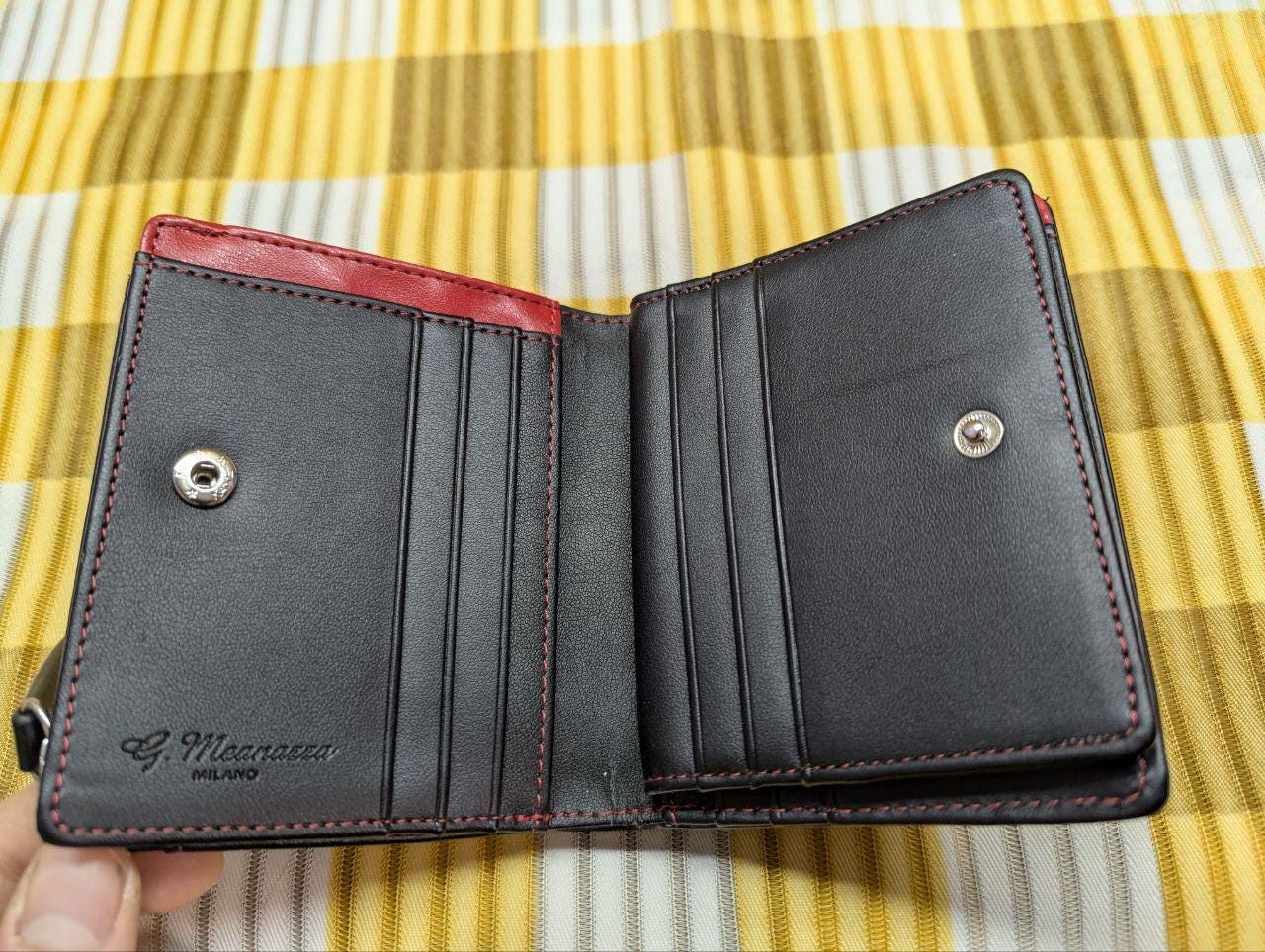 Pre-Owned G.Meanazza Milano trifold black wallet Made in Japan
