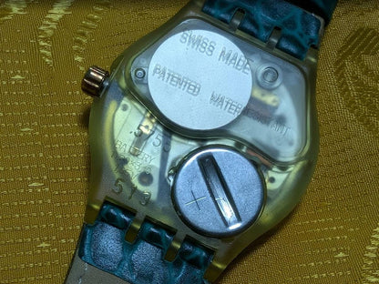 Vintage Pre-Owned Swatch Musical GK153 Swiss Made NOS Watch 33mm New Battery Box Running Video Rare Collectible 1994