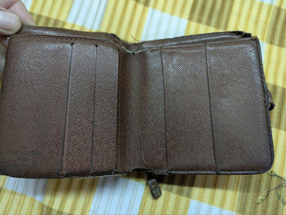 Authentic Louis Vuitton Elise Compact Snap Wallet Vintage Pre-Owned LV Monogram