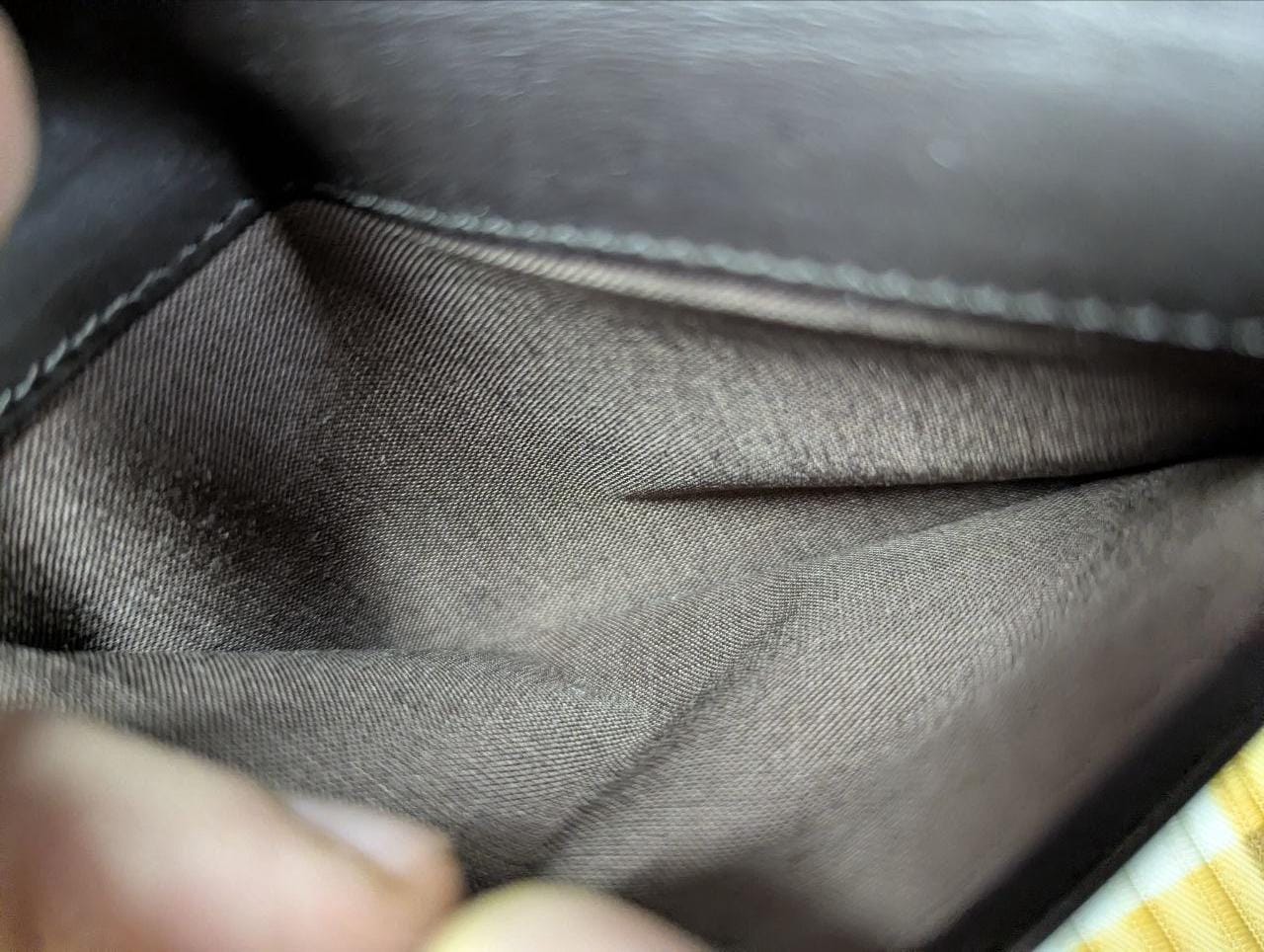 Vintage Pre-Owned Dunhill Chassis Leather Bifold Wallet Black Mens Designer Wallet Slim Long Wallet Authentic